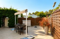 Mobile home in Gujan-Mestras - Mobil Home 158 6 personnes avec climatisation