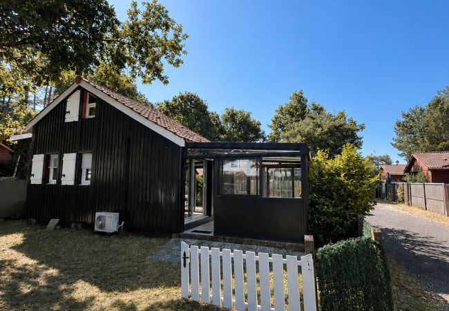 Chalet en Gujan-Mestras - Chalet Moderne au coeur du Bassin d'Arcachon